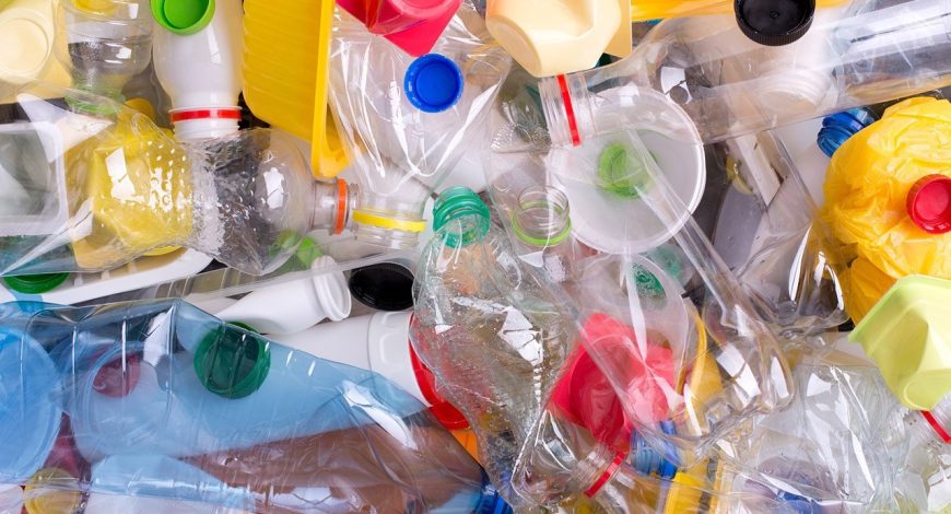 Let's minimize the use of plastics