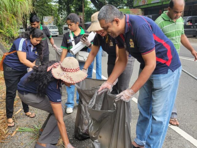 SIBA Campus Cleanup Walk: Yatinuwara Council and 28 Participants Collected 30 Bags, Greening Peradeniya