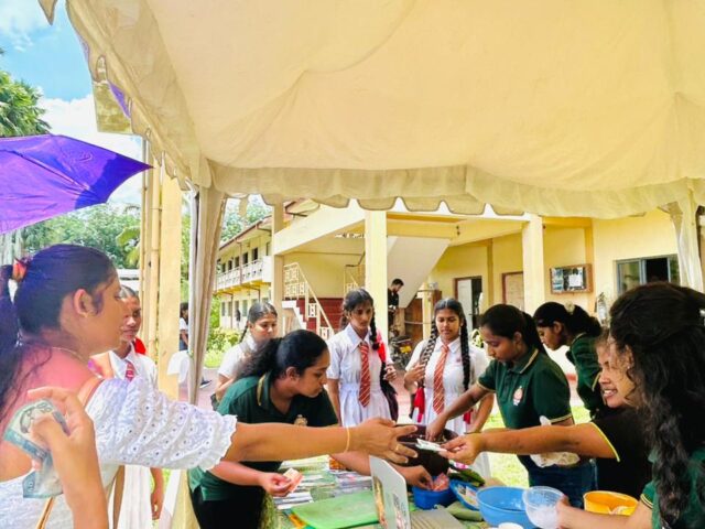 Eco Treads Connects With Schools and Raises Funds at B TEX Exhibition